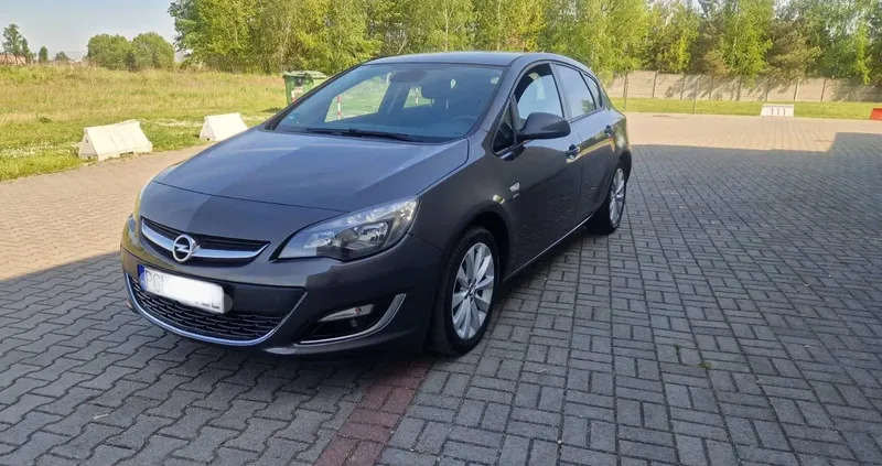 opel Opel Astra cena 32900 przebieg: 128444, rok produkcji 2013 z Gniezno